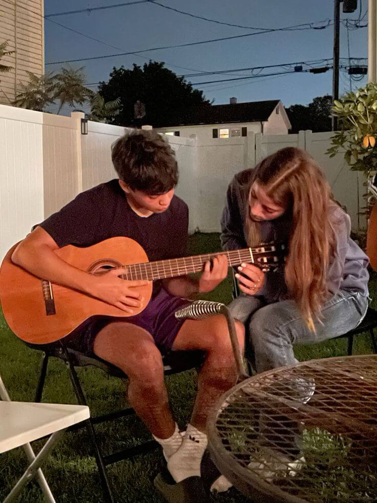 bfcouplescouplegoalsinspoinspirationaestheticboyfriendmusicgirlfrienddatedateideascouplecutecuterelationshiprelationshipgoalsbfgfloverslovesummerguitarmusiciansmusicrelationshi_77oz6_736